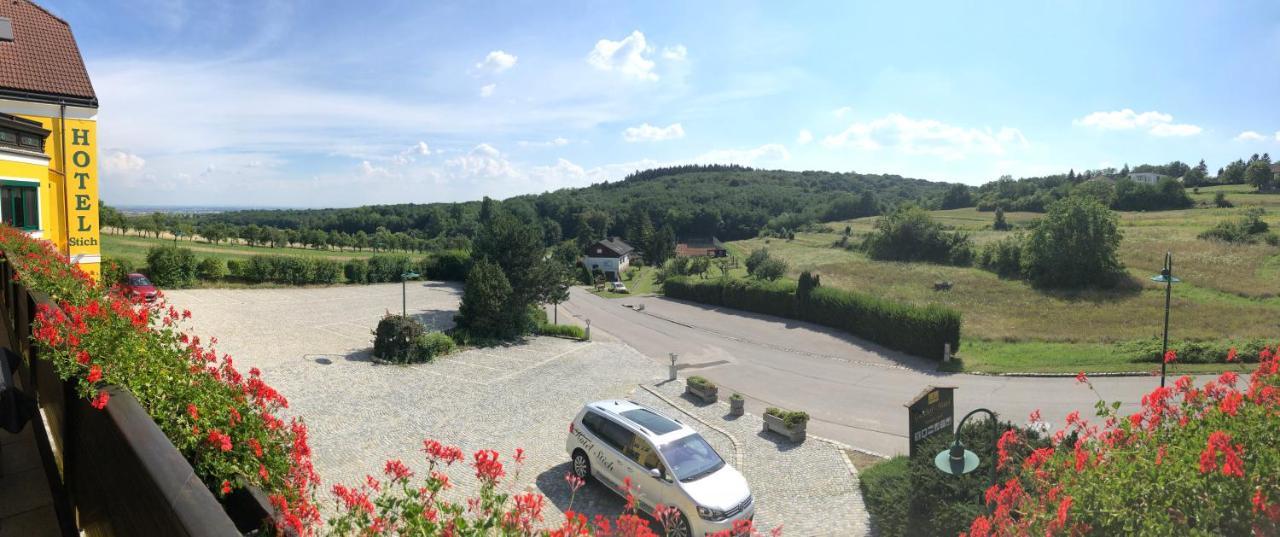 Hotel Stich Manhartsbrunn Buitenkant foto