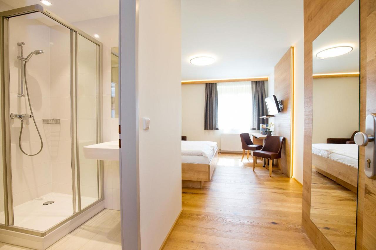 Hotel Stich Manhartsbrunn Buitenkant foto