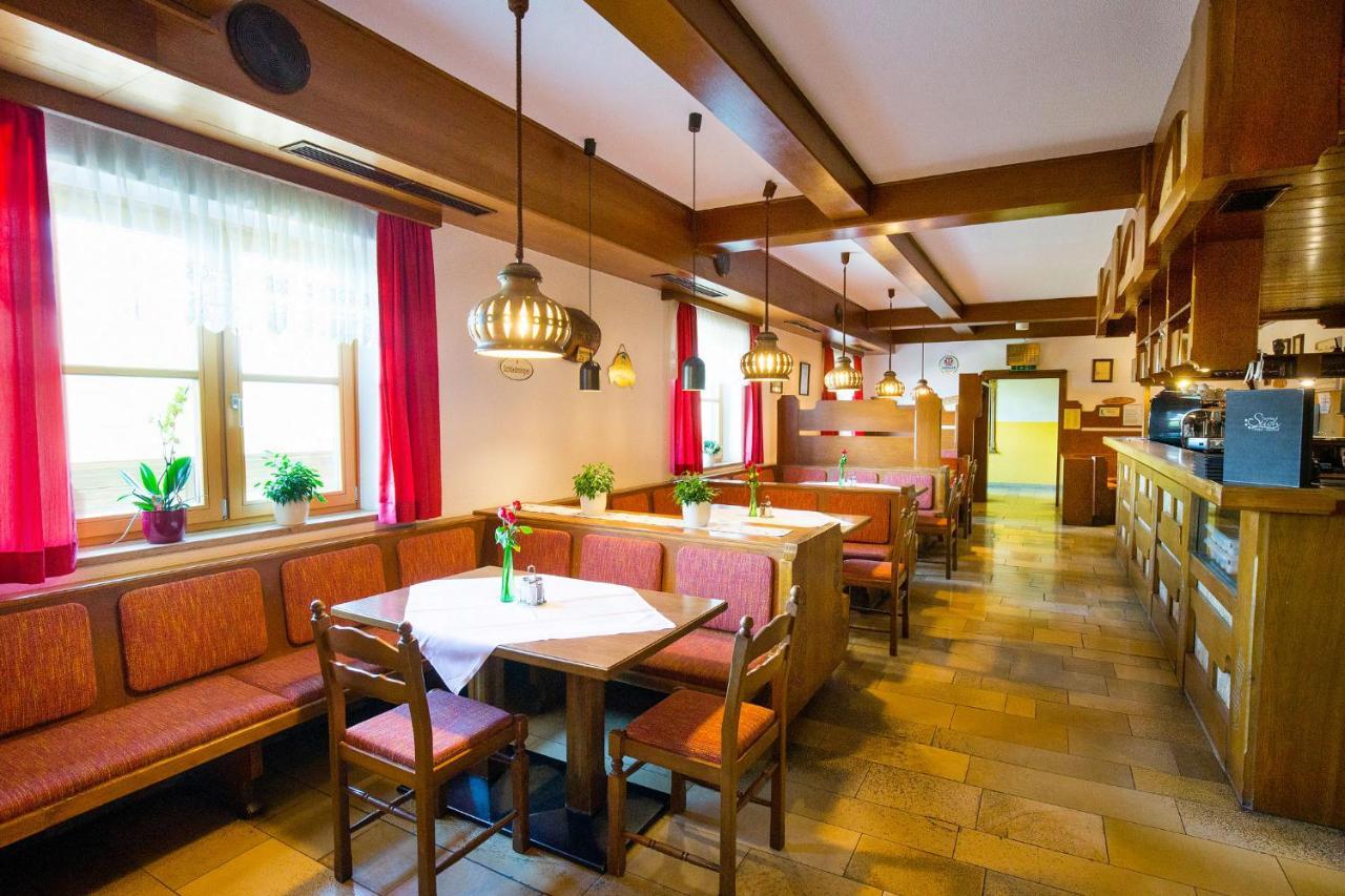 Hotel Stich Manhartsbrunn Buitenkant foto
